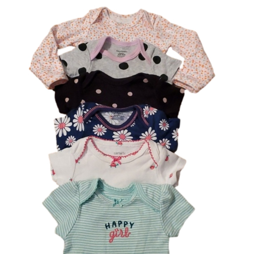 Bundle of 6 Carter's/Gerber Infant Girl One Piece Bodysuits Onsies Size Newborn